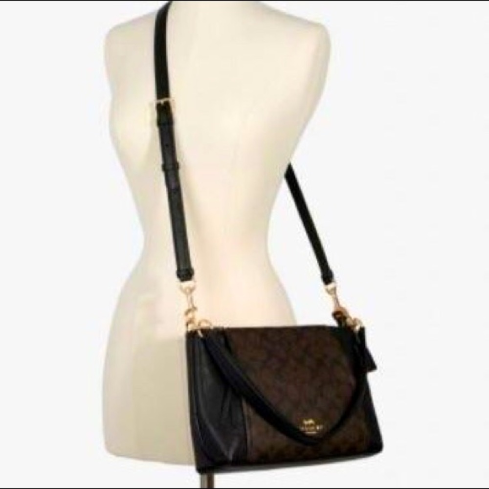 NWT Coach Marlon Signature Crossbody/Shoulder Bag